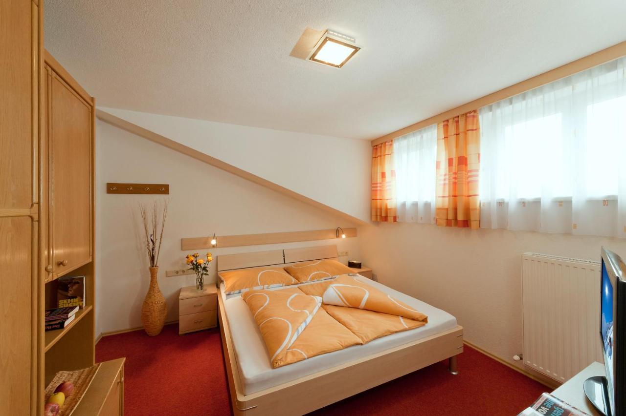 Hotel Haus Birgit Pettneu am Arlberg Exterior foto